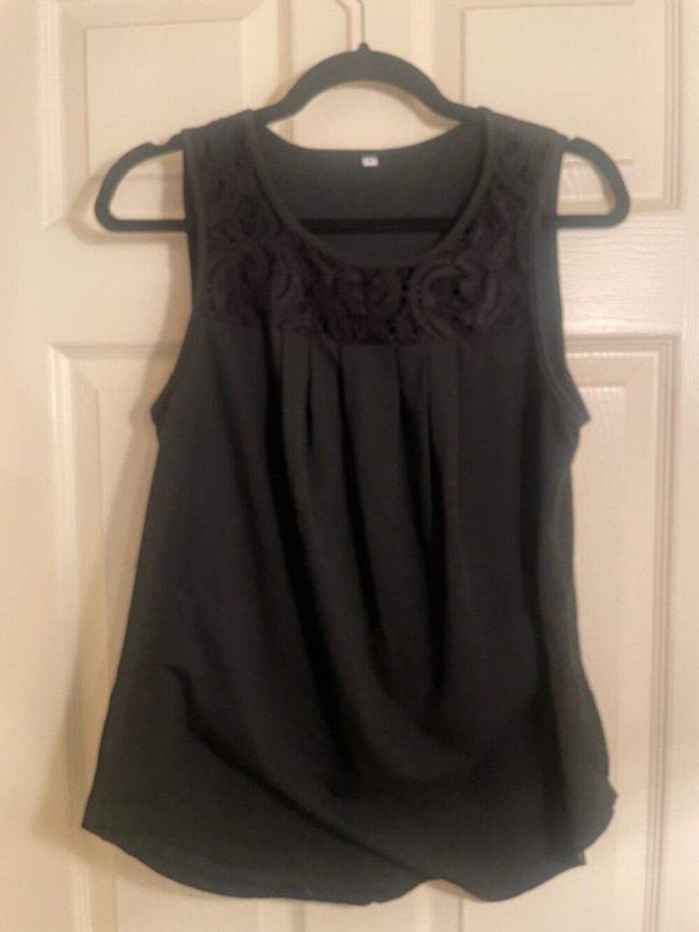 Black Crochet Lace Yoke Sleeveless Blouse M NWOT
